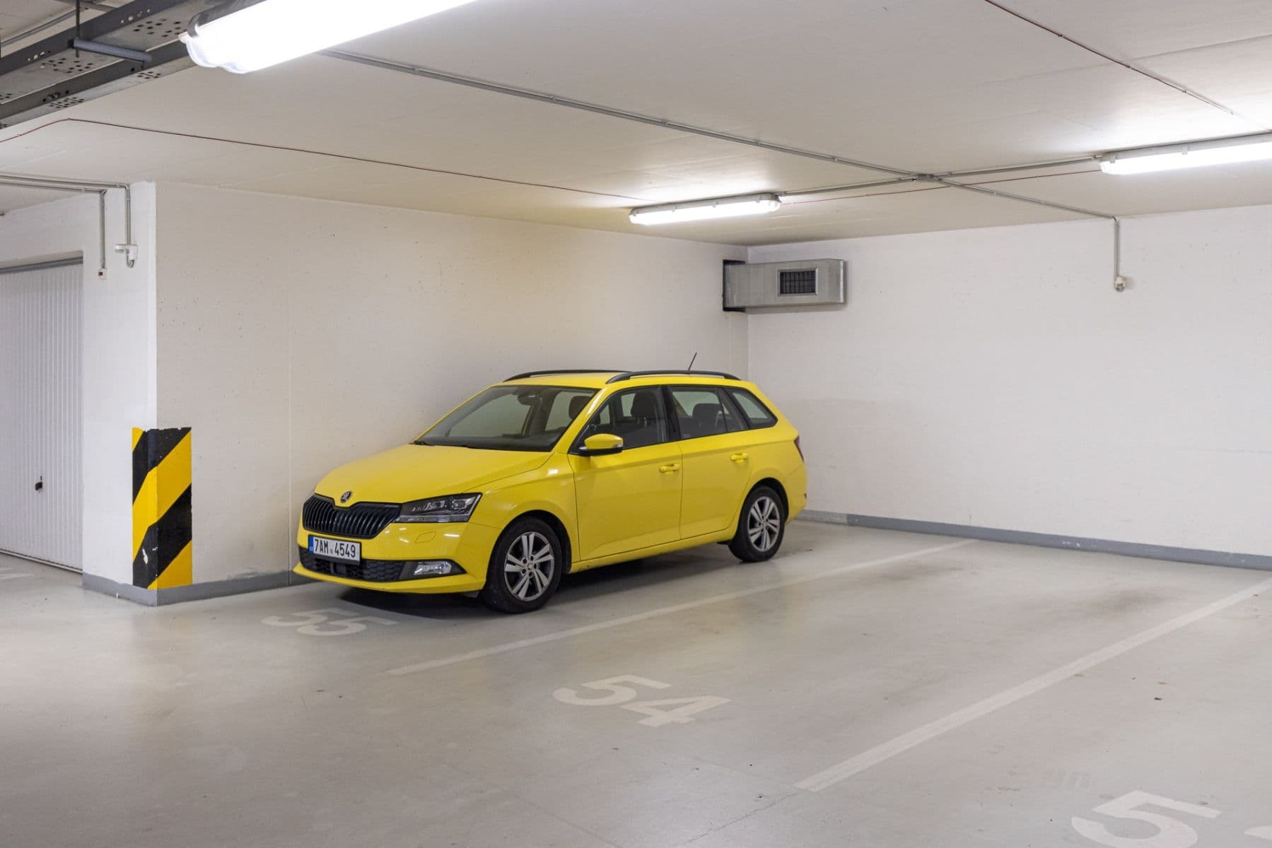 Prenájom bytu 2-izbový 53 m², Velenovského, Praha, Praha Prenájom bytu 2-izbový 53 m², Velenovského, Praha, Praha