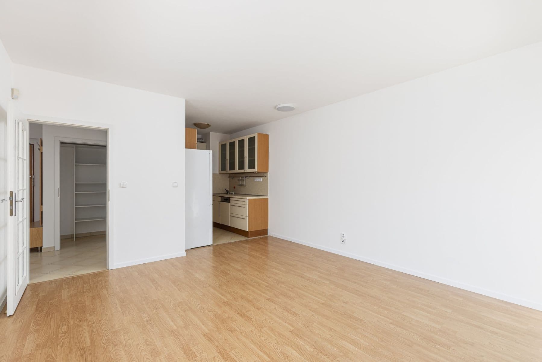 Prenájom bytu 2-izbový 53 m², Velenovského, Praha, Praha Prenájom bytu 2-izbový 53 m², Velenovského, Praha, Praha
