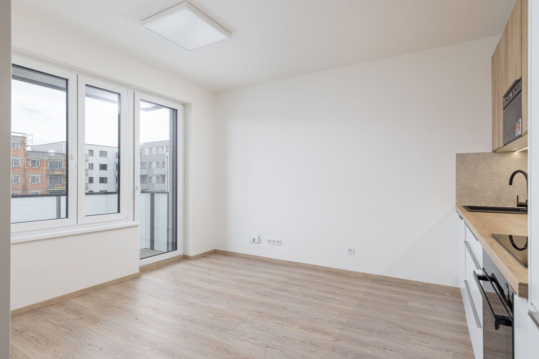 Prenájom bytu 1-izbový 30 m², Arnošta Staňka, Praha, Praha Prenájom bytu 1-izbový 30 m², Arnošta Staňka, Praha, Praha