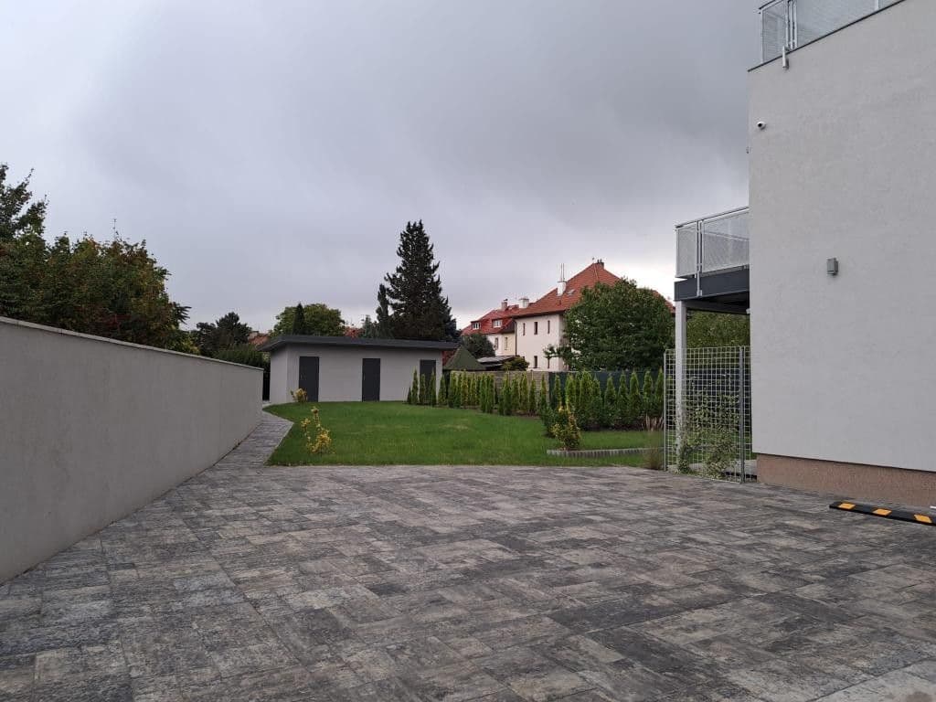 Prenájom bytu 3-izbový 78 m², Sulická, Praha, Praha Prenájom bytu 3-izbový 78 m², Sulická, Praha, Praha