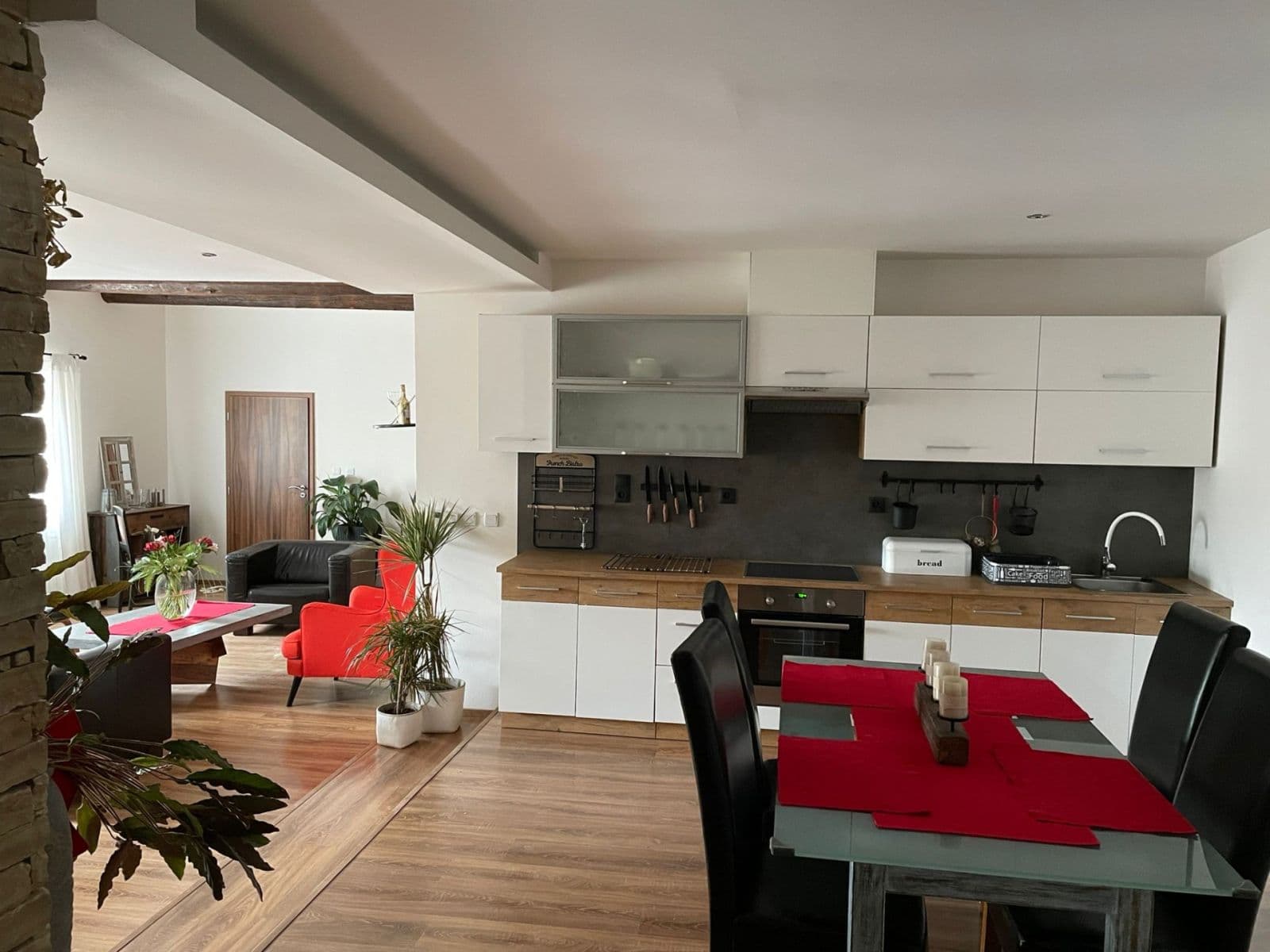 Prenájom domu 126 m², pozemok 126 m², Dolní Chaloupky, Praha, Praha Prenájom domu 126 m², pozemok 126 m², Dolní Chaloupky, Praha, Praha