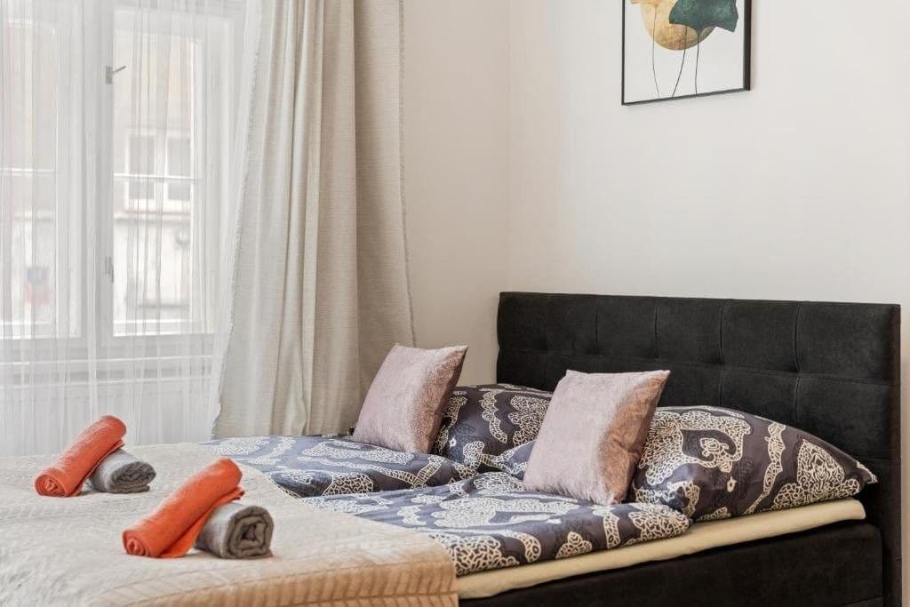 Prenájom bytu 3-izbový 138 m², Košická, Praha, Praha Prenájom bytu 3-izbový 138 m², Košická, Praha, Praha