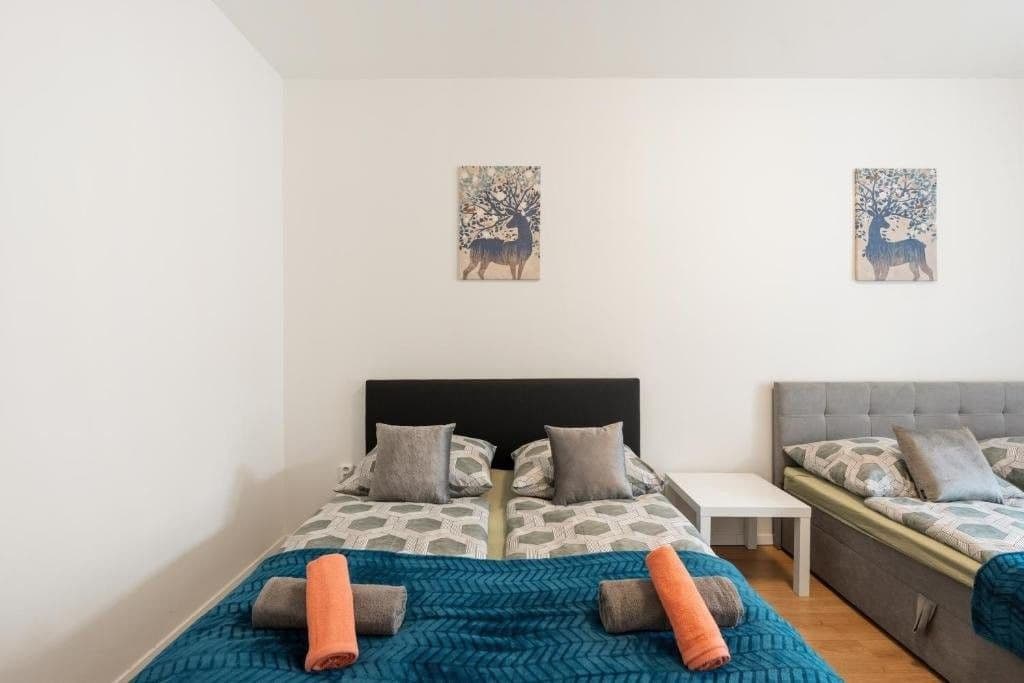 Prenájom bytu 3-izbový 138 m², Košická, Praha, Praha Prenájom bytu 3-izbový 138 m², Košická, Praha, Praha
