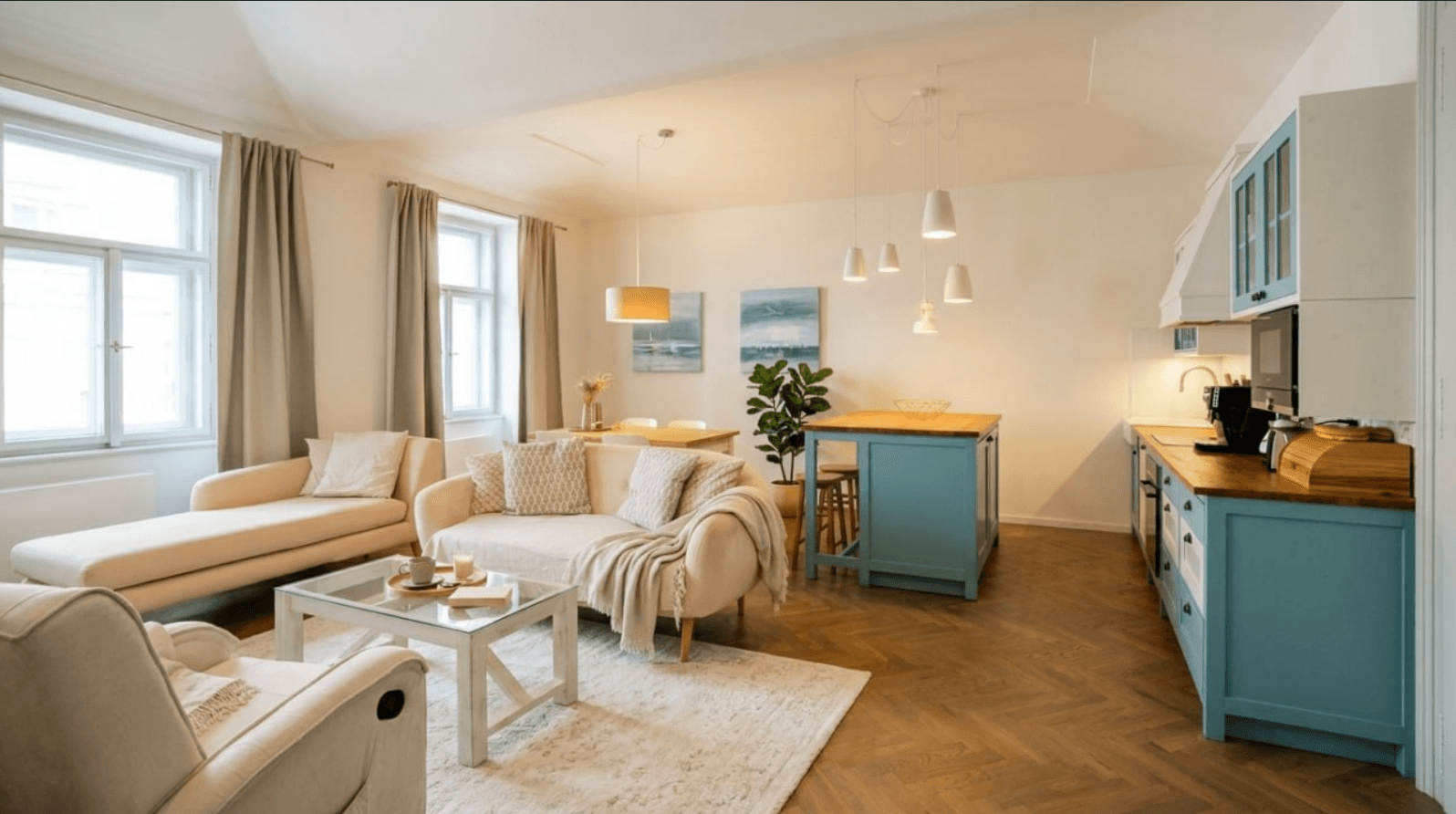 Prenájom bytu 2-izbový 85 m², Žatecká, Praha, Praha Prenájom bytu 2-izbový 85 m², Žatecká, Praha, Praha