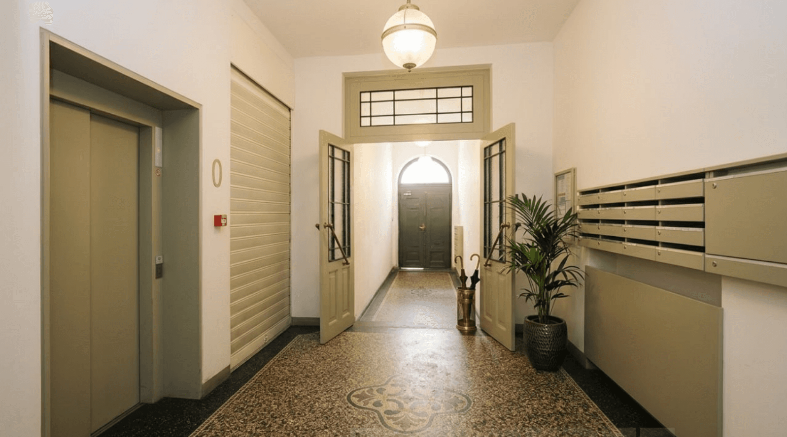 Prenájom bytu 2-izbový 85 m², Žatecká, Praha, Praha Prenájom bytu 2-izbový 85 m², Žatecká, Praha, Praha