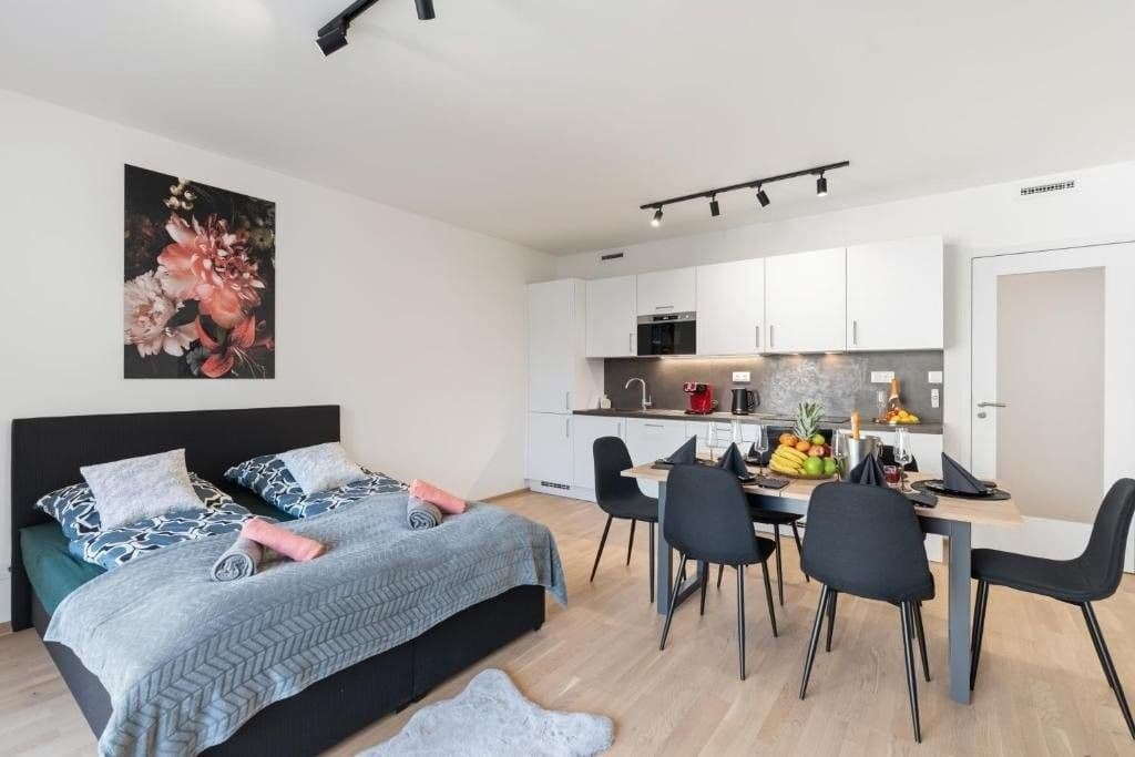 Prenájom bytu 2-izbový 89 m², Albrightové, Praha, Praha Prenájom bytu 2-izbový 89 m², Albrightové, Praha, Praha