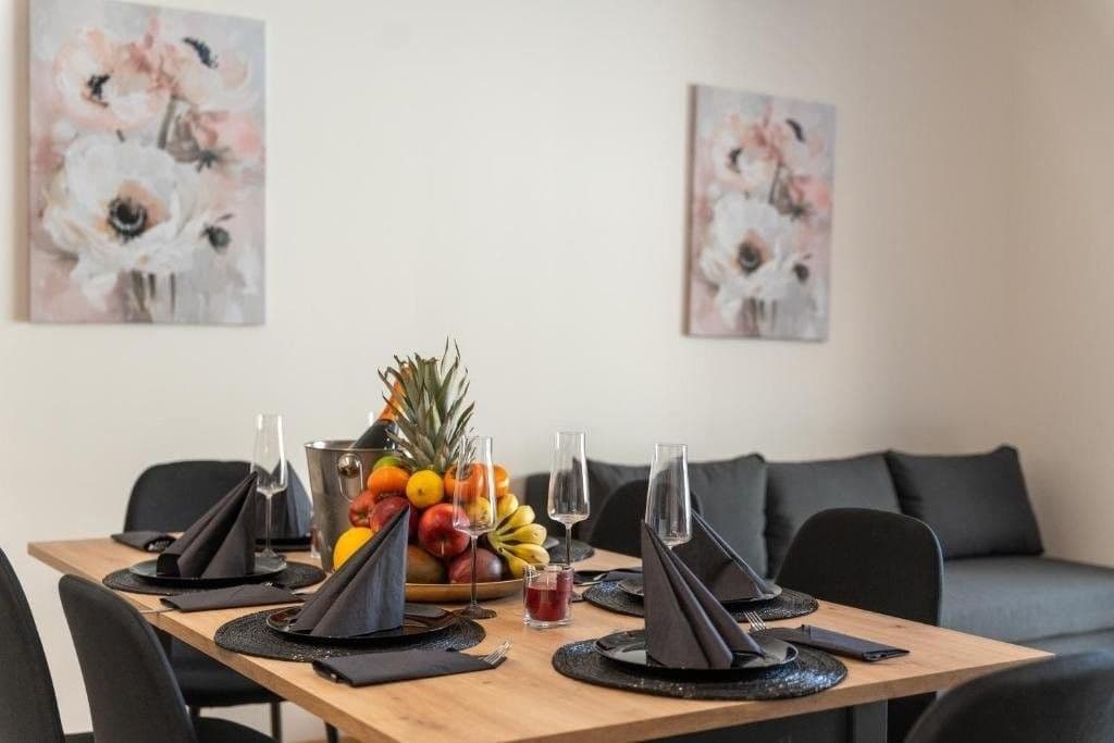 Prenájom bytu 2-izbový 89 m², Albrightové, Praha, Praha Prenájom bytu 2-izbový 89 m², Albrightové, Praha, Praha