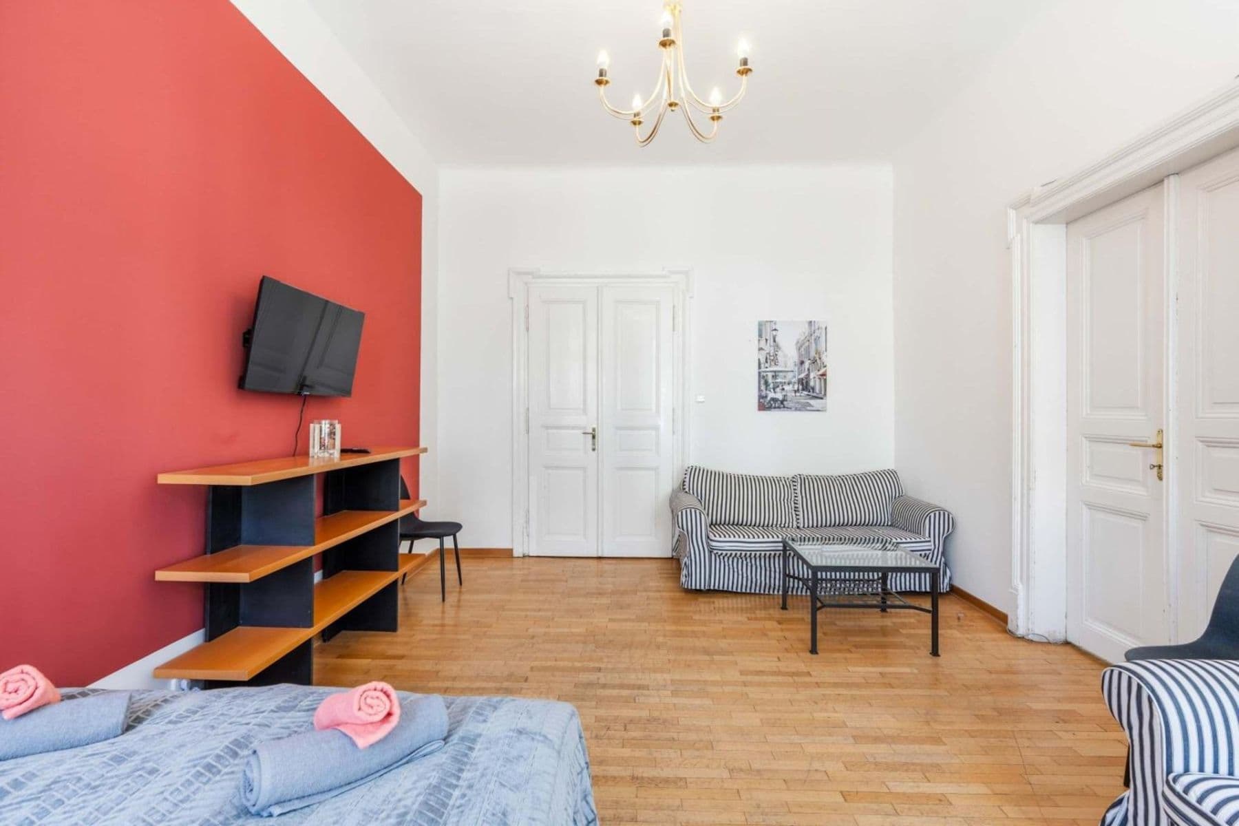 Prenájom bytu 3-izbový 151 m², Tyršova, Praha, Praha Prenájom bytu 3-izbový 151 m², Tyršova, Praha, Praha