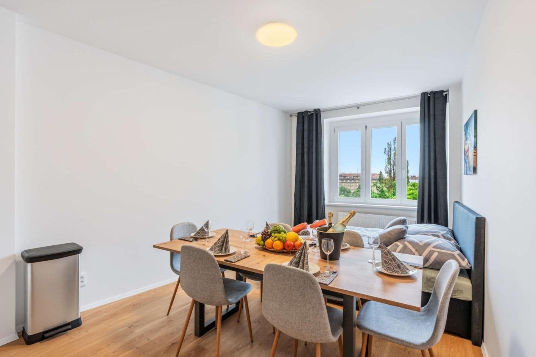 Prenájom bytu 3-izbový 102 m², Ortenovo náměstí, Praha, Praha Prenájom bytu 3-izbový 102 m², Ortenovo náměstí, Praha, Praha