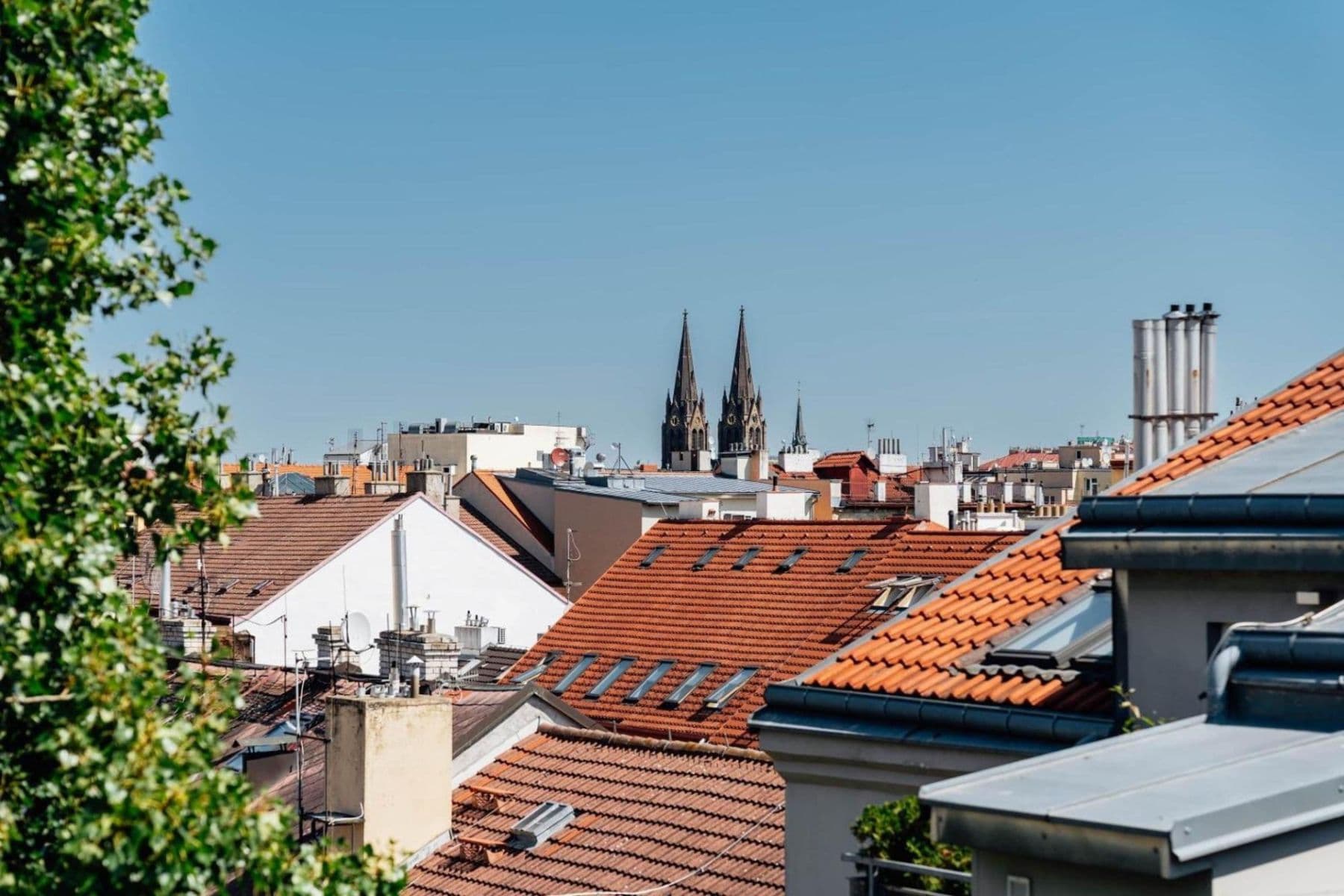 Prenájom bytu 3-izbový 134 m², Wenzigova, Praha, Praha Prenájom bytu 3-izbový 134 m², Wenzigova, Praha, Praha