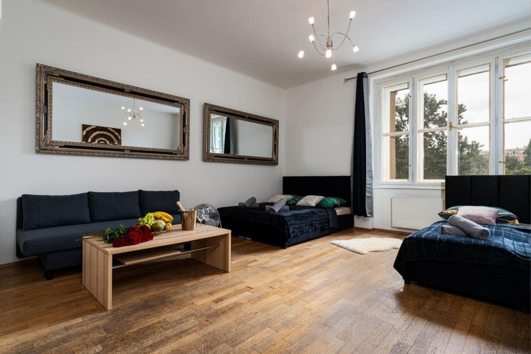 Prenájom bytu 3-izbový 156 m², Ortenovo náměstí, Praha, Praha Prenájom bytu 3-izbový 156 m², Ortenovo náměstí, Praha, Praha