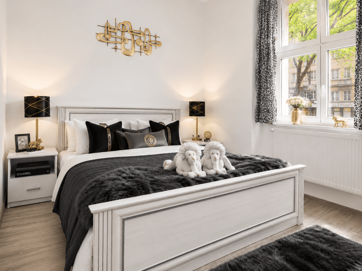 Prenájom bytu 4-izbový 152 m², Vinohradská, Praha, Praha Prenájom bytu 4-izbový 152 m², Vinohradská, Praha, Praha