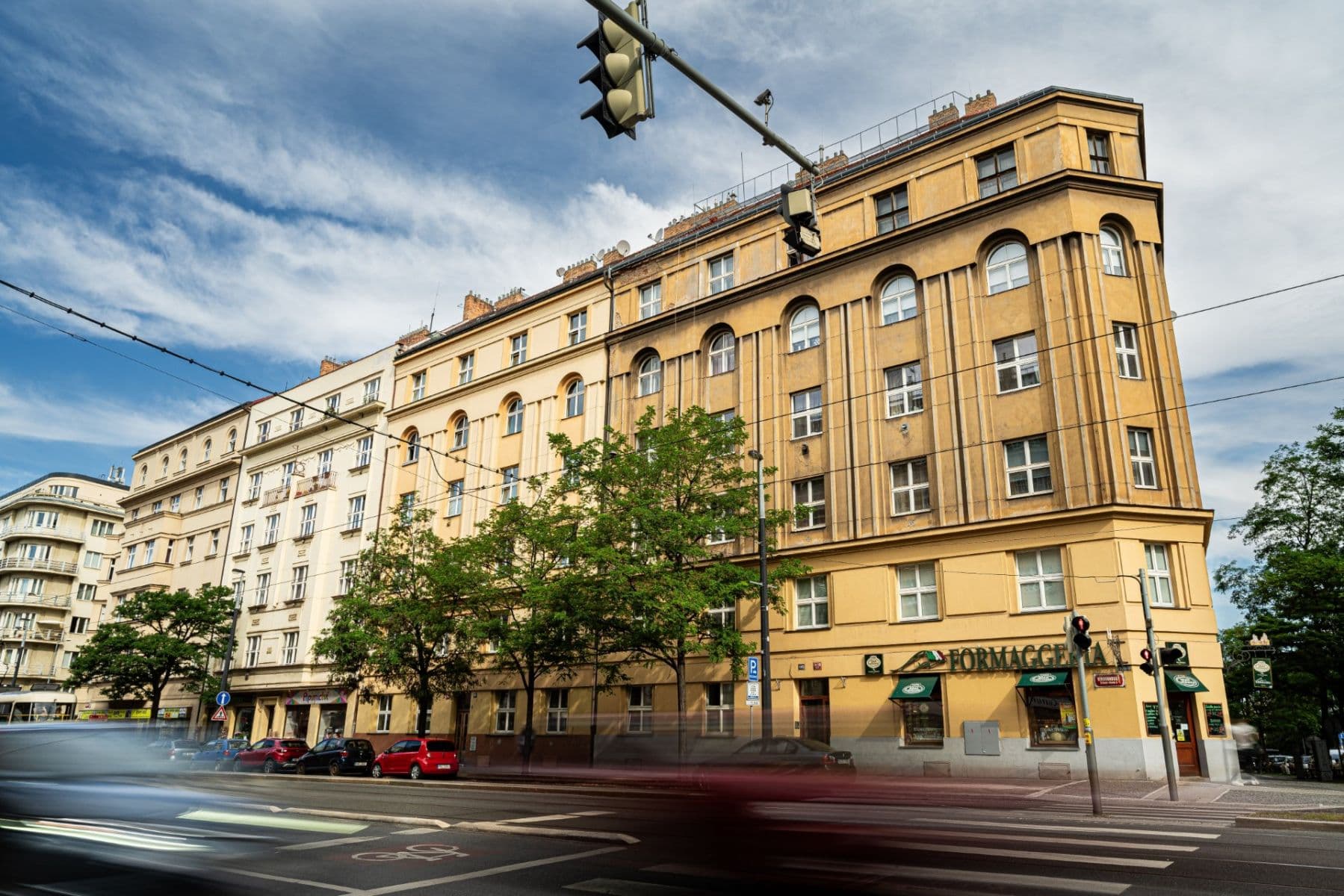 Prenájom bytu 4-izbový 152 m², Vinohradská, Praha, Praha Prenájom bytu 4-izbový 152 m², Vinohradská, Praha, Praha