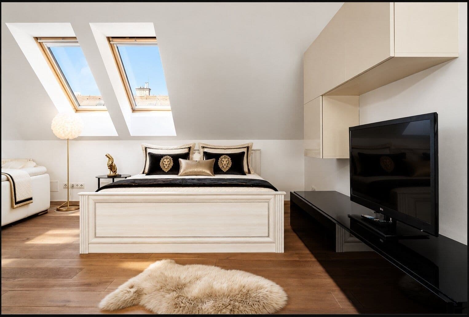 Prenájom bytu 4-izbový 132 m², Vratislavova, Praha, Praha Prenájom bytu 4-izbový 132 m², Vratislavova, Praha, Praha
