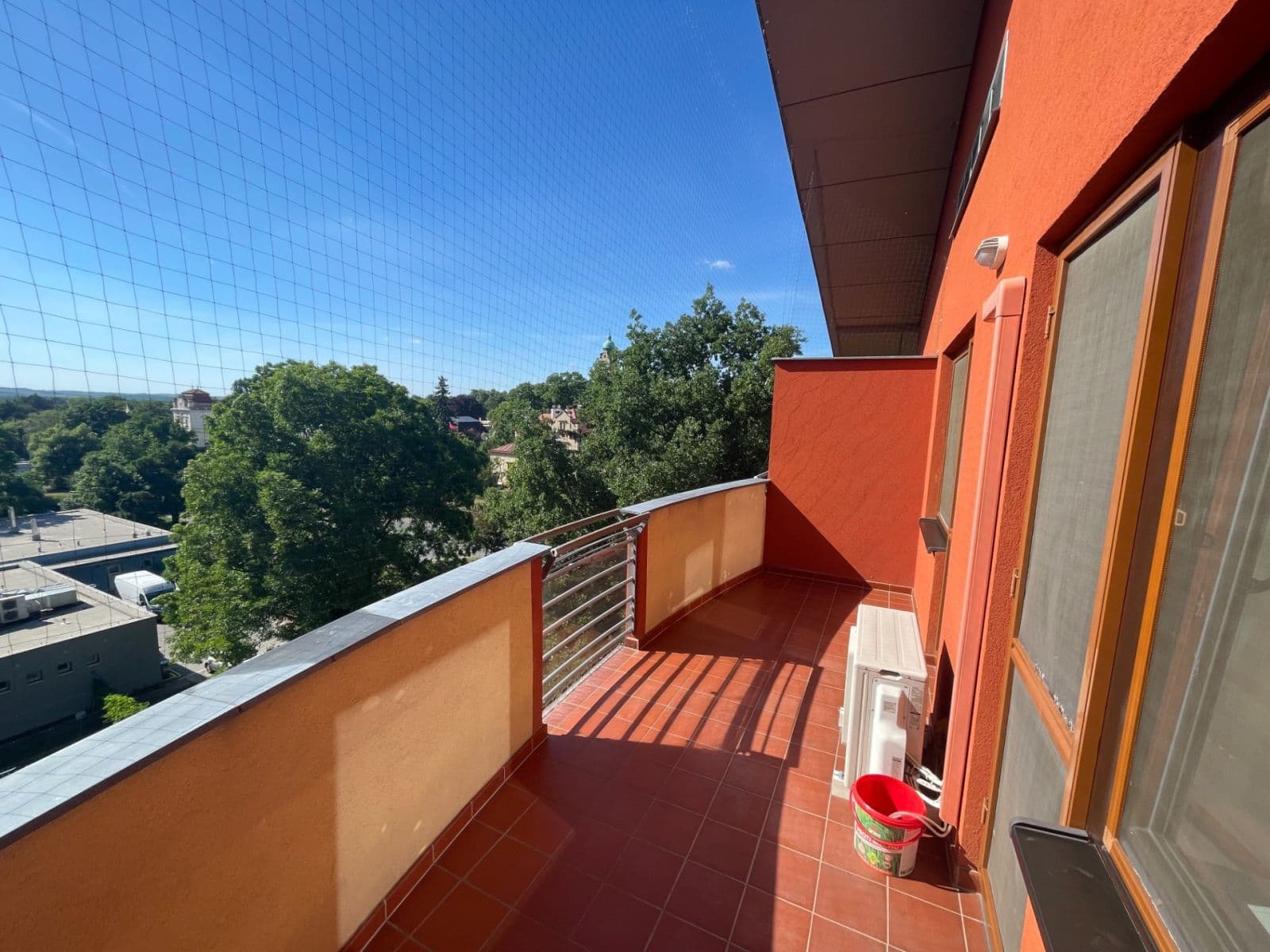 Prenájom bytu 2-izbový 54 m², Ústavní, Praha, Praha Prenájom bytu 2-izbový 54 m², Ústavní, Praha, Praha