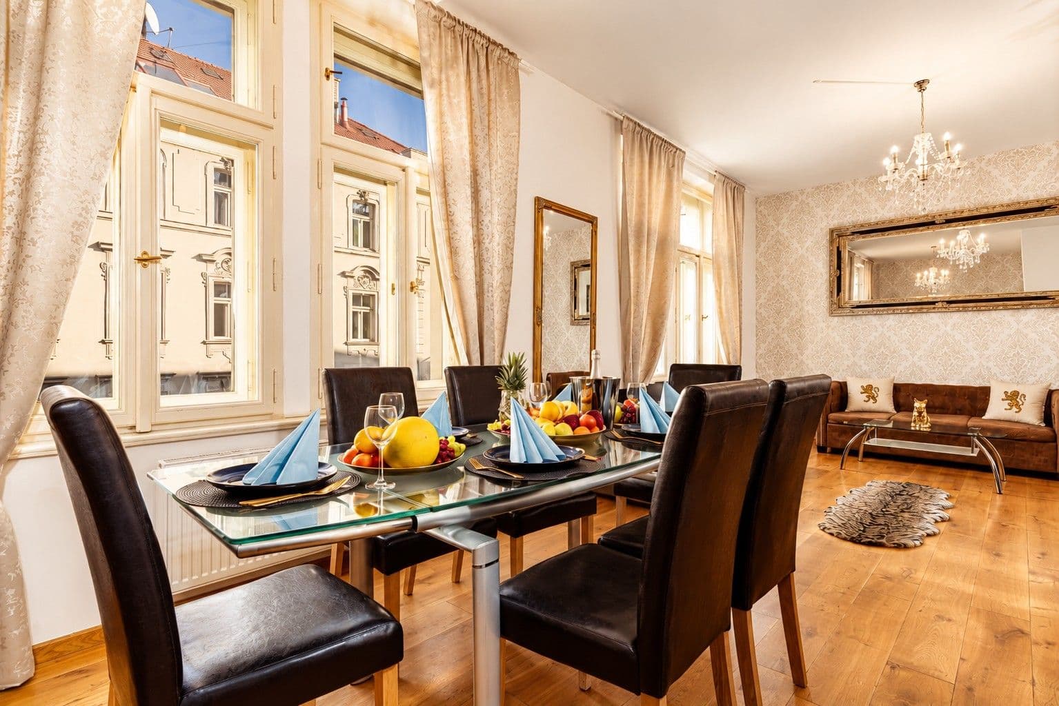 Prenájom bytu 4-izbový 110 m², Vratislavova, Praha, Praha Prenájom bytu 4-izbový 110 m², Vratislavova, Praha, Praha