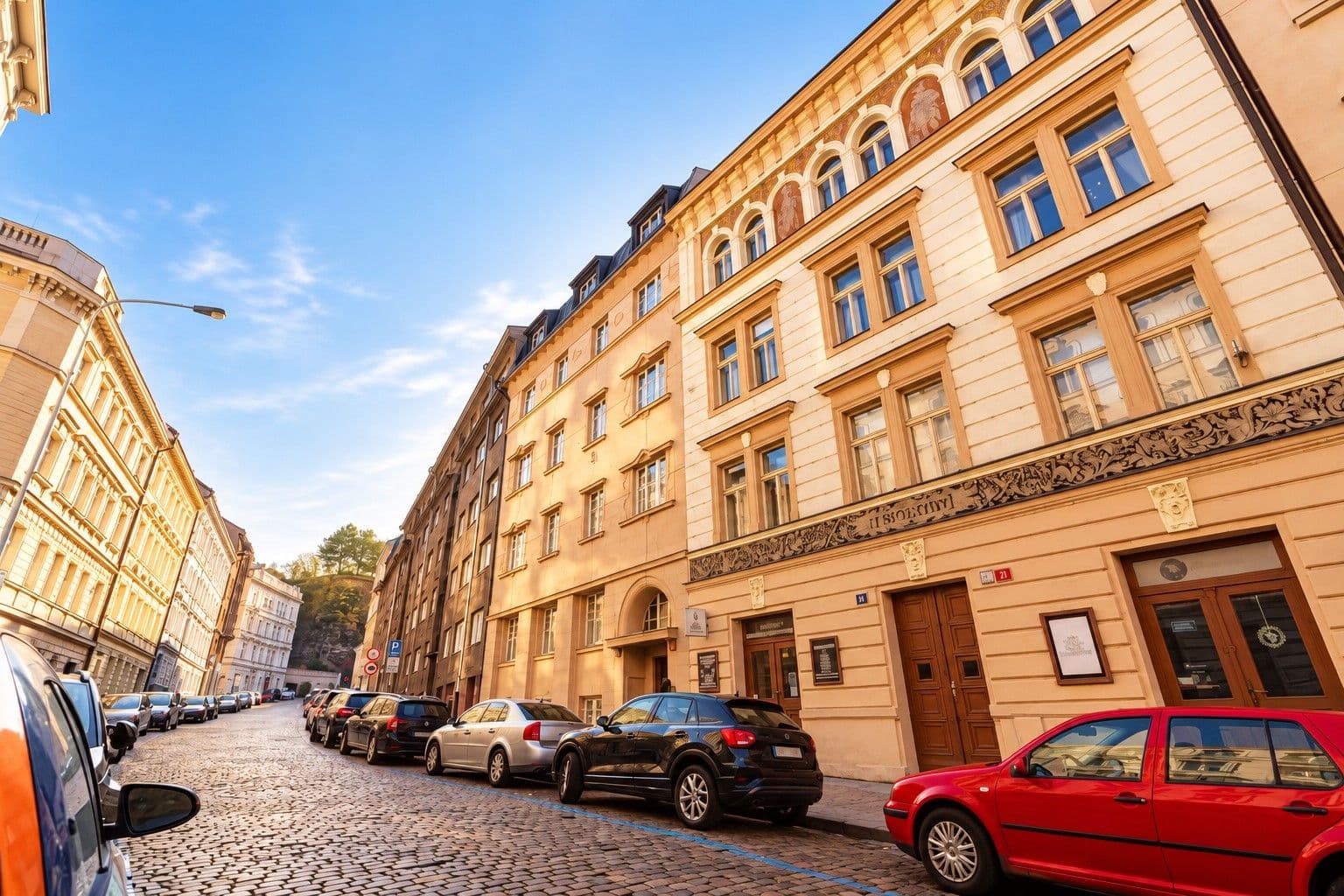 Prenájom bytu 4-izbový 110 m², Vratislavova, Praha, Praha Prenájom bytu 4-izbový 110 m², Vratislavova, Praha, Praha