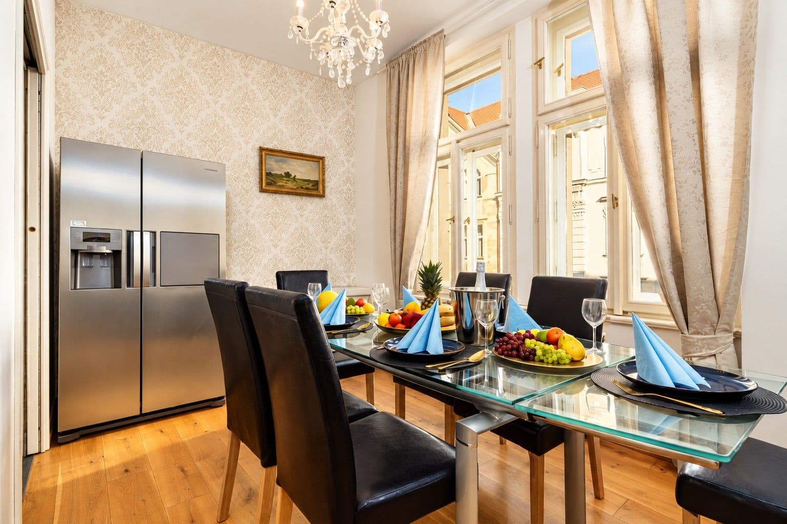 Prenájom bytu 4-izbový 110 m², Vratislavova, Praha, Praha Prenájom bytu 4-izbový 110 m², Vratislavova, Praha, Praha