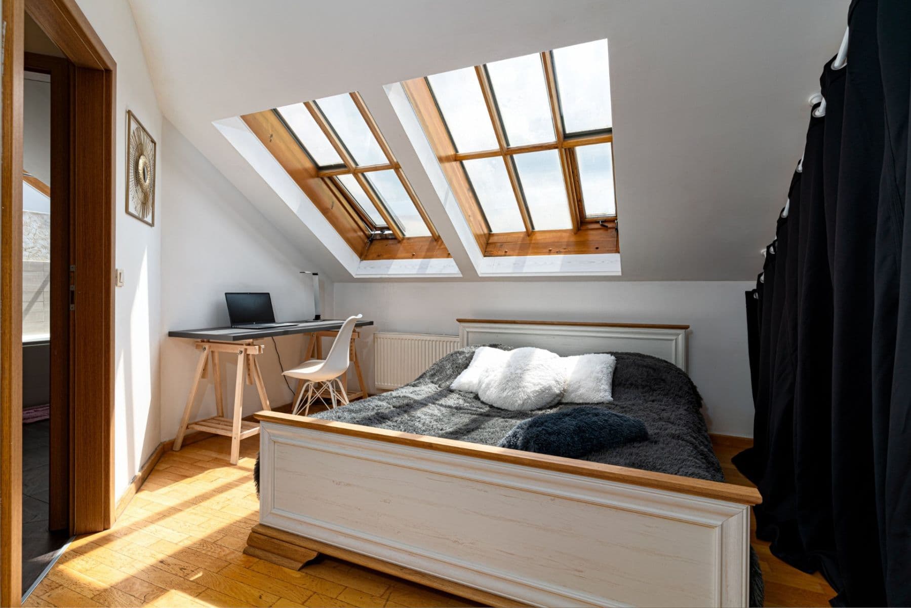 Prenájom bytu 2-izbový 124 m², Zborovská, Praha, Praha Prenájom bytu 2-izbový 124 m², Zborovská, Praha, Praha