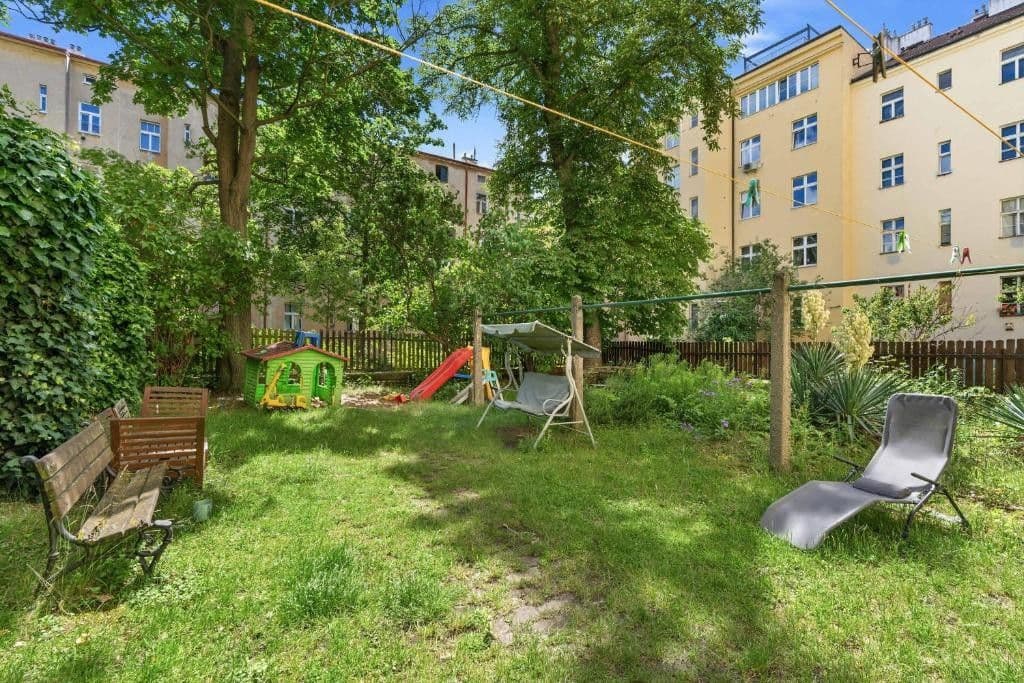 Prenájom bytu 2-izbový 84 m², Moravská, Praha, Praha Prenájom bytu 2-izbový 84 m², Moravská, Praha, Praha