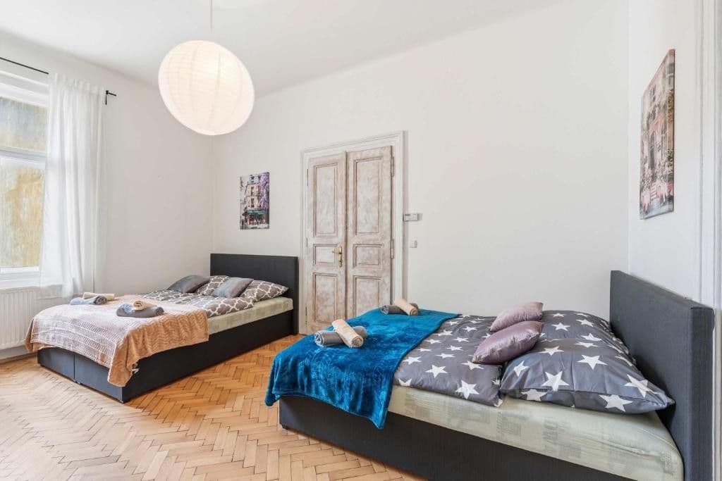 Prenájom bytu 2-izbový 84 m², Milady Horákové, Praha, Praha Prenájom bytu 2-izbový 84 m², Milady Horákové, Praha, Praha