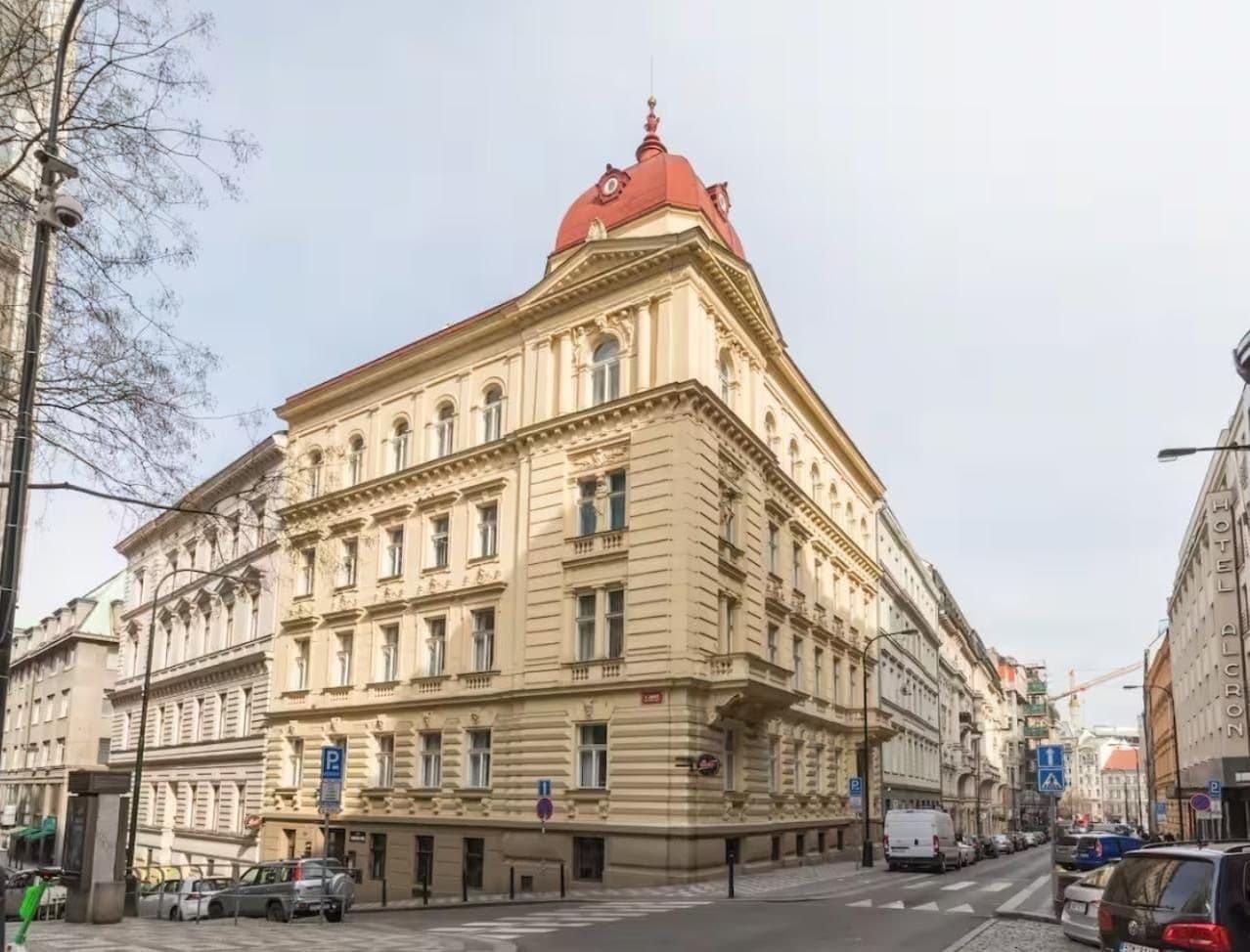 Prenájom bytu 4-izbový 110 m², Štěpánská, Praha, Praha Prenájom bytu 4-izbový 110 m², Štěpánská, Praha, Praha