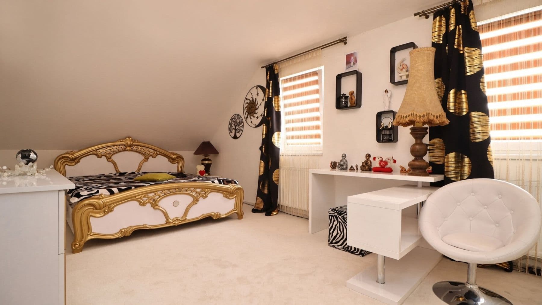 Predaj domu 233 m², pozemok 651 m², Božice, Jihomoravský kraj Predaj domu 233 m², pozemok 651 m², Božice, Jihomoravský kraj