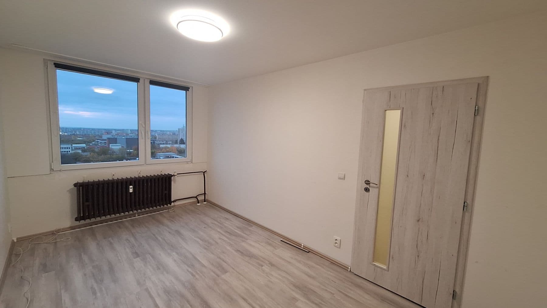 Prenájom bytu 3-izbový 70 m², Frýdlantská, Praha, Praha Prenájom bytu 3-izbový 70 m², Frýdlantská, Praha, Praha