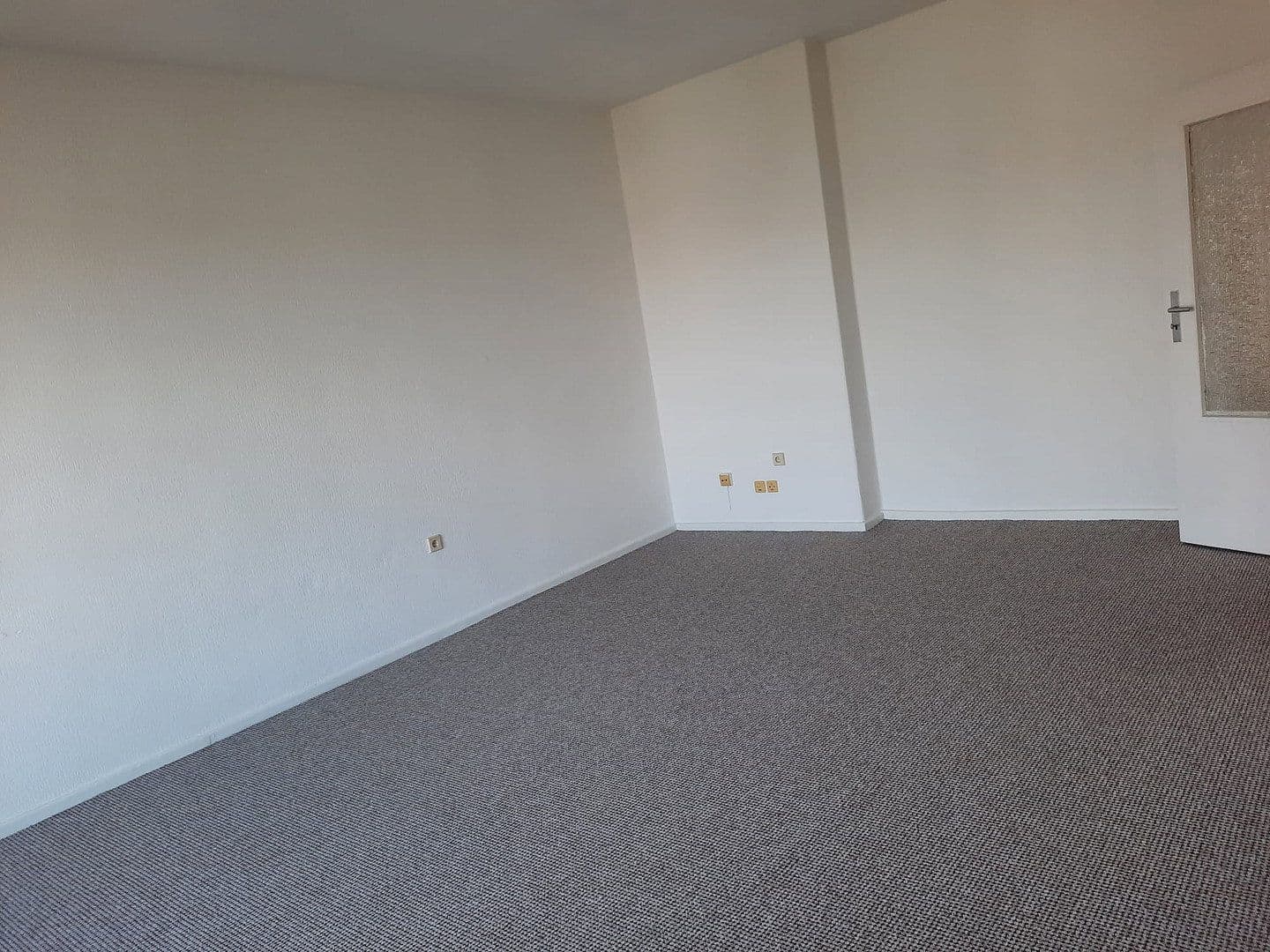 Predaj bytu 1-izbový 35 m², Zwinglistr. 27, Berlin, Berlín Predaj bytu 1-izbový 35 m², Zwinglistr. 27, Berlin, Berlín