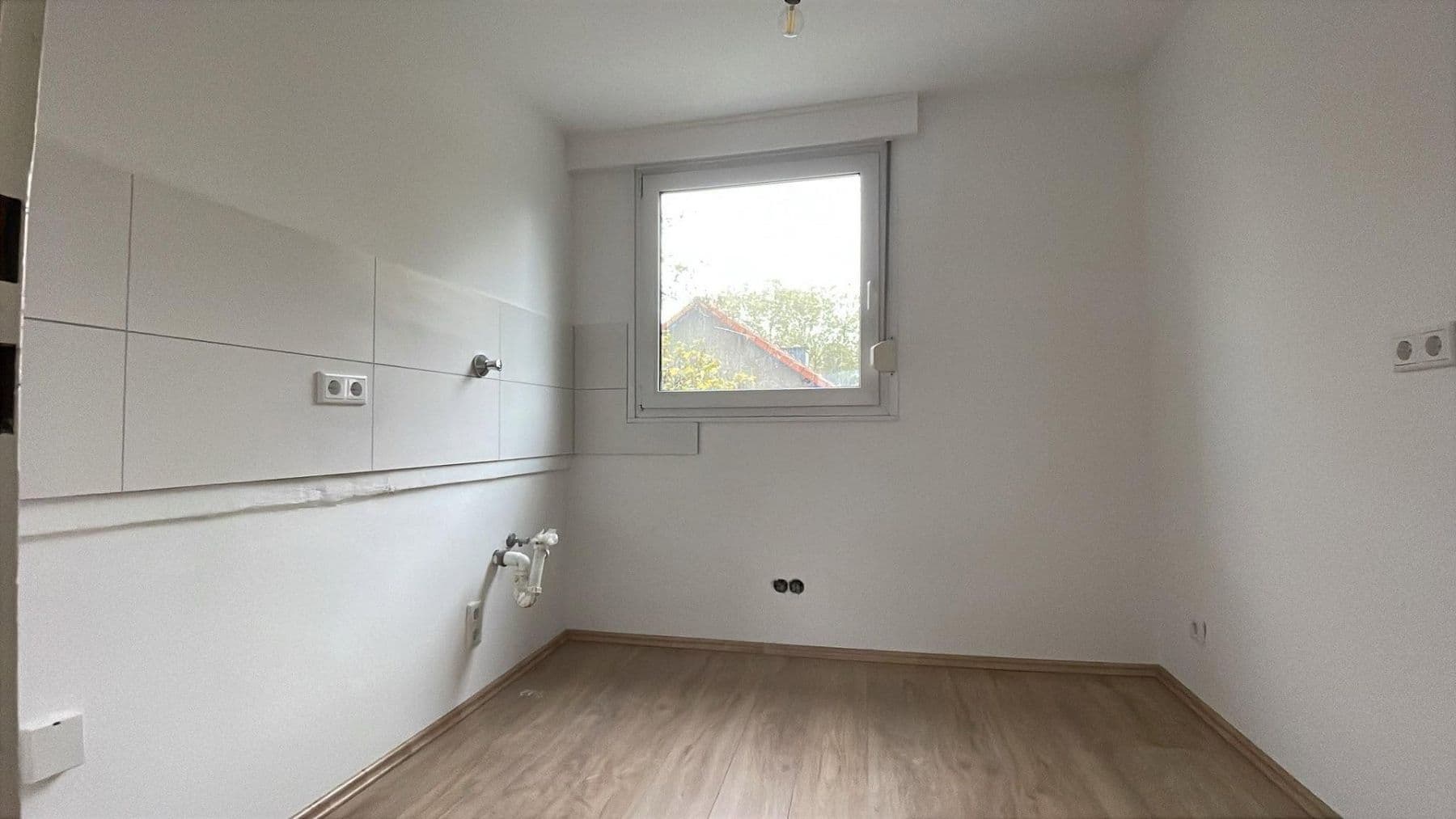 Prenájom bytu 3-izbový 67 m², Dellwiger Str. 37, Essen, Severné Porýnie - Westfálsko Prenájom bytu 3-izbový 67 m², Dellwiger Str. 37, Essen, Severné Porýnie - Westfálsko