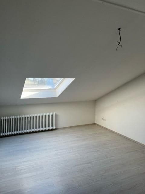 Prenájom bytu 2-izbový 80 m², Röthgener Str. 16, Eschweiler, Severné Porýnie - Westfálsko Prenájom bytu 2-izbový 80 m², Röthgener Str. 16, Eschweiler, Severné Porýnie - Westfálsko
