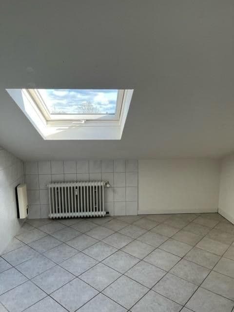 Prenájom bytu 2-izbový 80 m², Röthgener Str. 16, Eschweiler, Severné Porýnie - Westfálsko Prenájom bytu 2-izbový 80 m², Röthgener Str. 16, Eschweiler, Severné Porýnie - Westfálsko