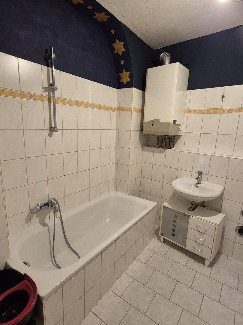 Prenájom bytu 3-izbový 85 m², Oststraße 7, Witten, Severné Porýnie - Westfálsko Prenájom bytu 3-izbový 85 m², Oststraße 7, Witten, Severné Porýnie - Westfálsko