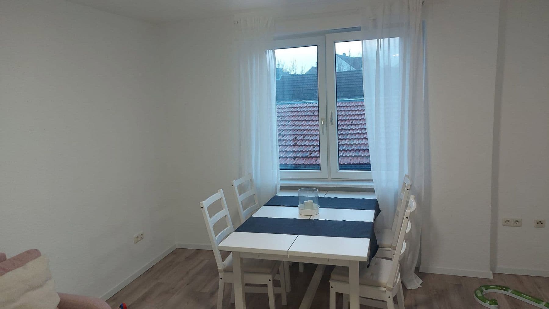 Prenájom bytu 3-izbový 63 m², Merzenich, Severné Porýnie - Westfálsko Prenájom bytu 3-izbový 63 m², Merzenich, Severné Porýnie - Westfálsko