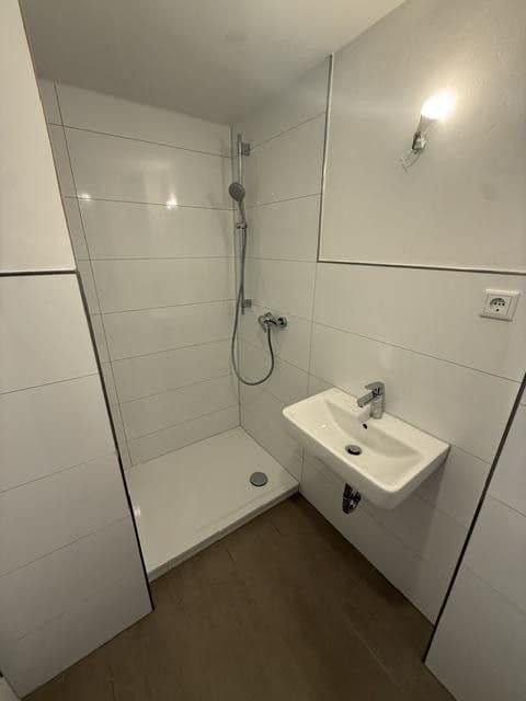 Prenájom bytu 2-izbový 46 m², Fürstenwall 142, Düsseldorf, Severné Porýnie - Westfálsko Prenájom bytu 2-izbový 46 m², Fürstenwall 142, Düsseldorf, Severné Porýnie - Westfálsko