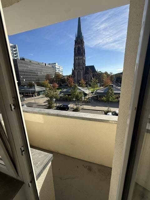 Prenájom bytu 2-izbový 46 m², Fürstenwall 142, Düsseldorf, Severné Porýnie - Westfálsko Prenájom bytu 2-izbový 46 m², Fürstenwall 142, Düsseldorf, Severné Porýnie - Westfálsko