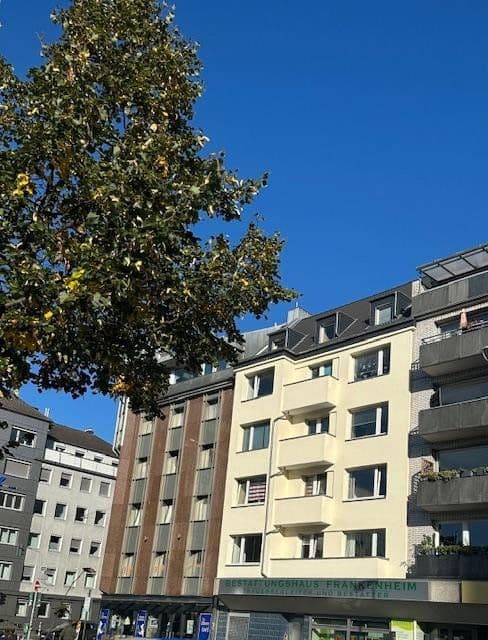 Prenájom bytu 2-izbový 46 m², Fürstenwall 142, Düsseldorf, Severné Porýnie - Westfálsko Prenájom bytu 2-izbový 46 m², Fürstenwall 142, Düsseldorf, Severné Porýnie - Westfálsko