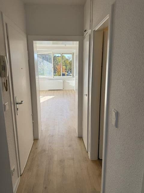 Prenájom bytu 2-izbový 46 m², Fürstenwall 142, Düsseldorf, Severné Porýnie - Westfálsko Prenájom bytu 2-izbový 46 m², Fürstenwall 142, Düsseldorf, Severné Porýnie - Westfálsko