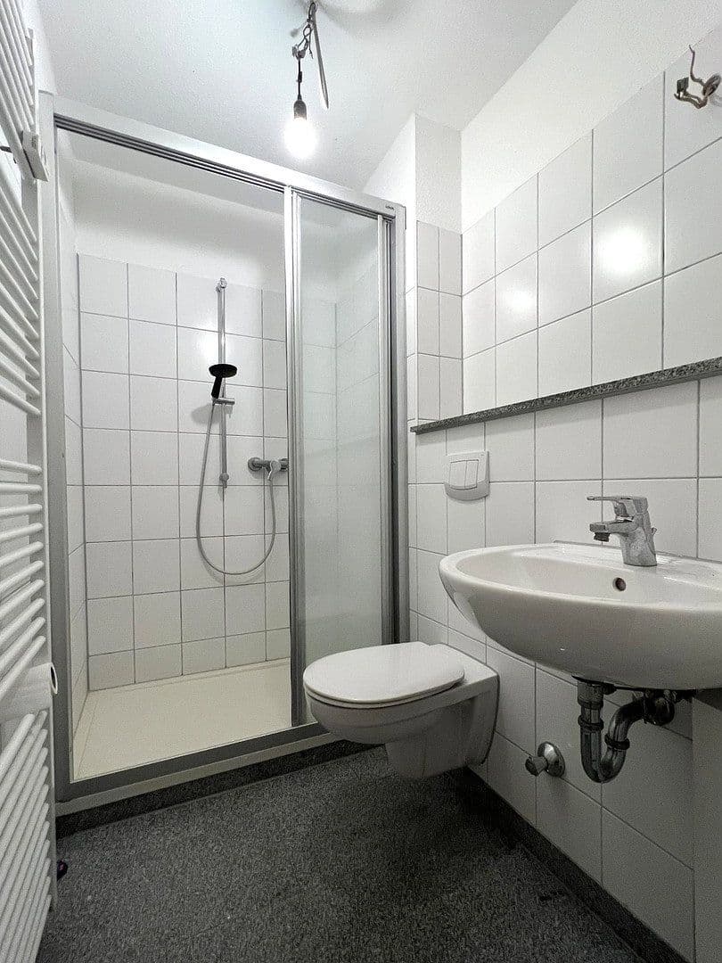 Prenájom bytu 3-izbový 80 m², Rolandsweg 3, Velbert, Severné Porýnie - Westfálsko Prenájom bytu 3-izbový 80 m², Rolandsweg 3, Velbert, Severné Porýnie - Westfálsko