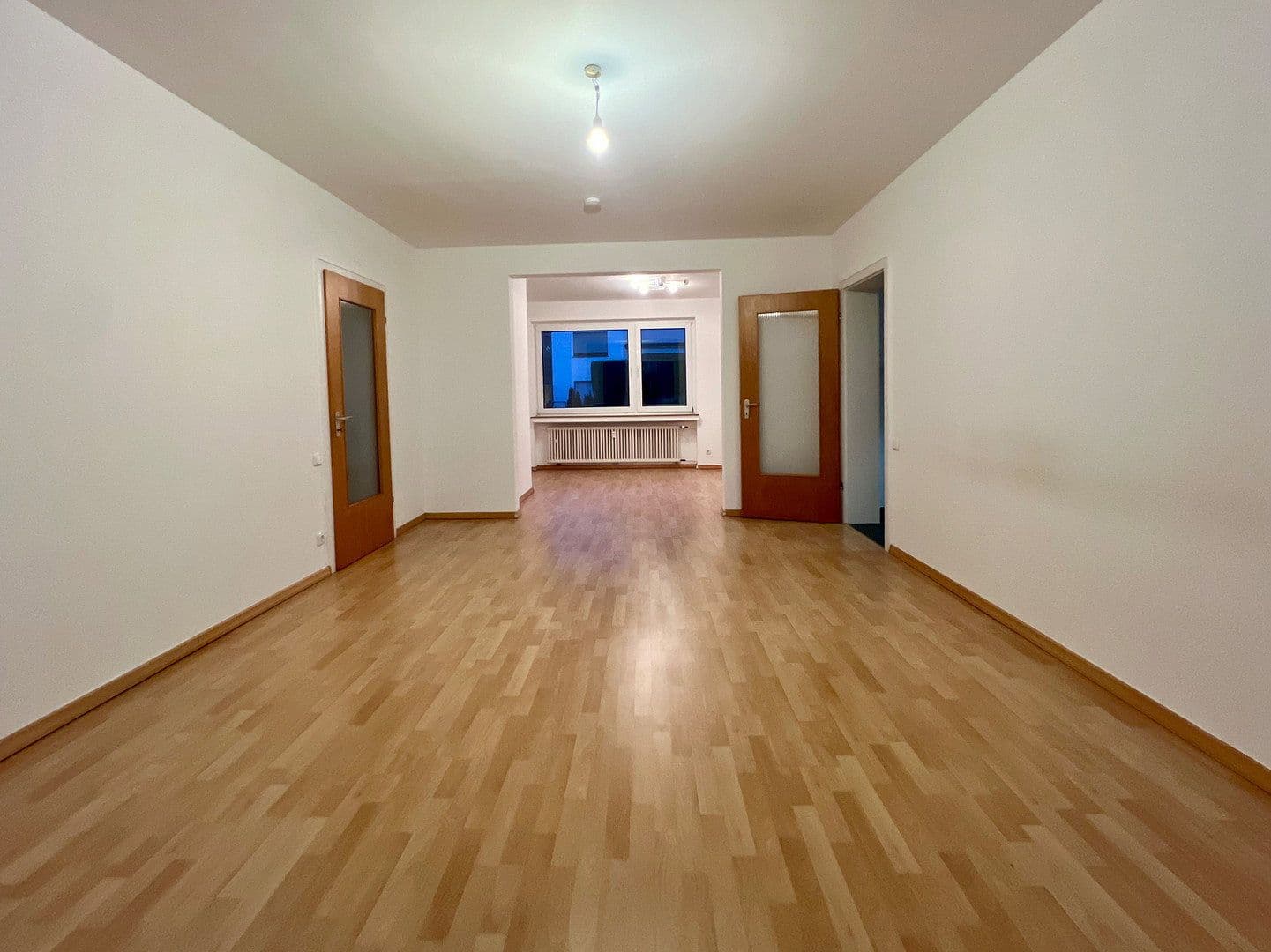 Prenájom bytu 3-izbový 80 m², Rolandsweg 3, Velbert, Severné Porýnie - Westfálsko Prenájom bytu 3-izbový 80 m², Rolandsweg 3, Velbert, Severné Porýnie - Westfálsko