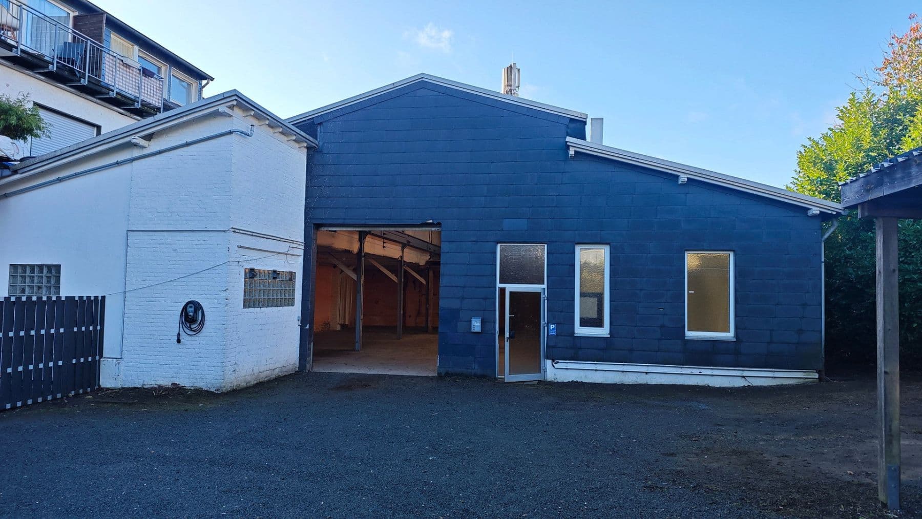 Prenájom nebytového priestoru 420 m², Reinshagener Str., Remscheid, Severné Porýnie - Westfálsko Prenájom nebytového priestoru 420 m², Reinshagener Str., Remscheid, Severné Porýnie - Westfálsko