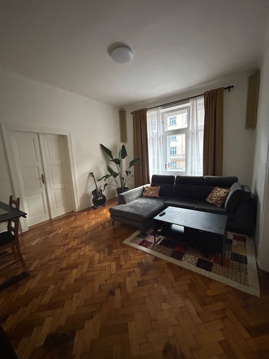 Prenájom bytu 2-izbový 62 m², Kounicova, Brno, Jihomoravský kraj Prenájom bytu 2-izbový 62 m², Kounicova, Brno, Jihomoravský kraj