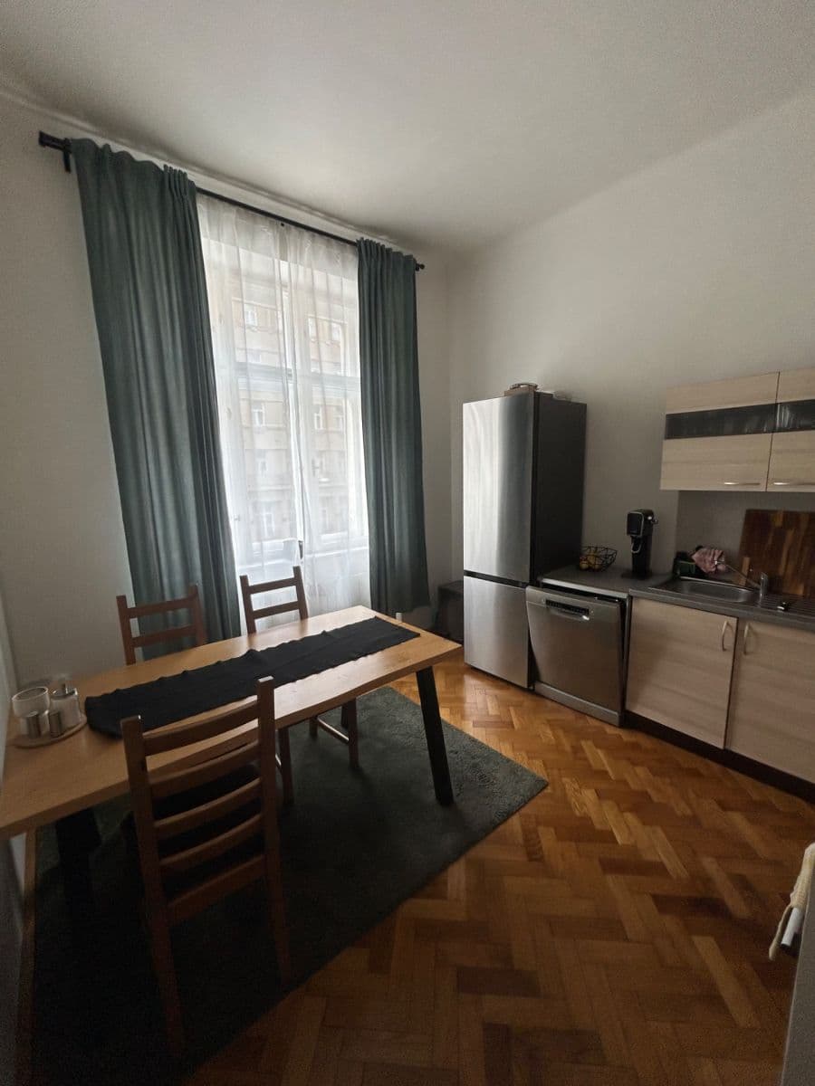 Prenájom bytu 2-izbový 62 m², Kounicova, Brno, Jihomoravský kraj Prenájom bytu 2-izbový 62 m², Kounicova, Brno, Jihomoravský kraj