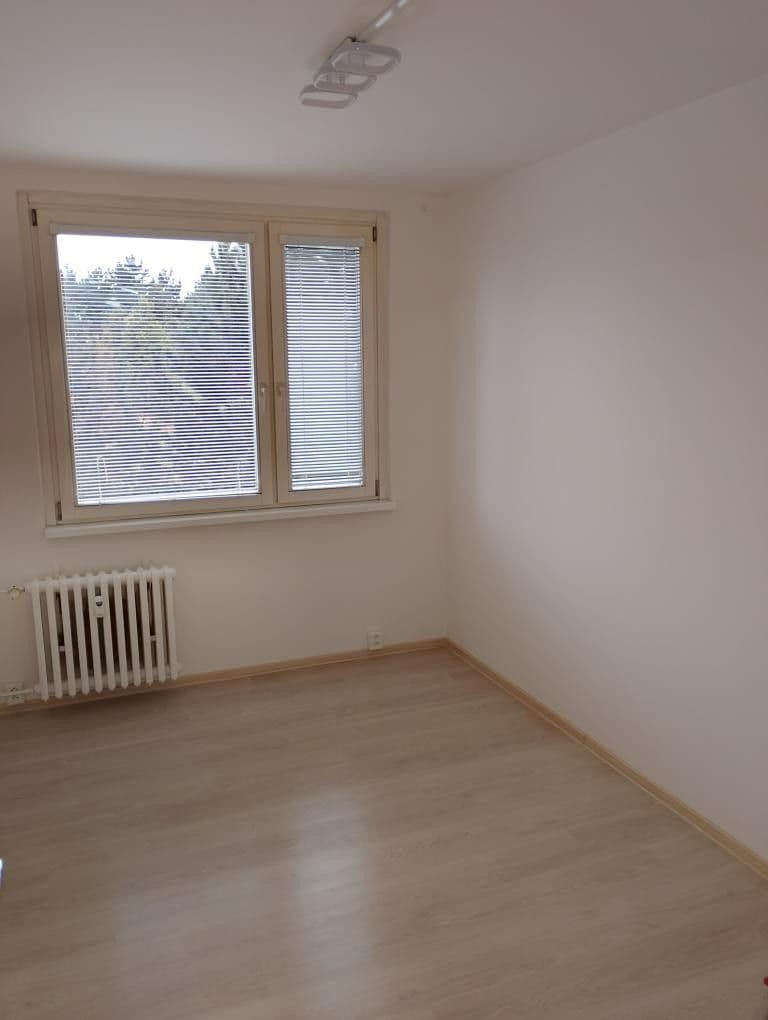 Prenájom bytu 2-izbový 42 m², U Valu, Praha, Praha Prenájom bytu 2-izbový 42 m², U Valu, Praha, Praha