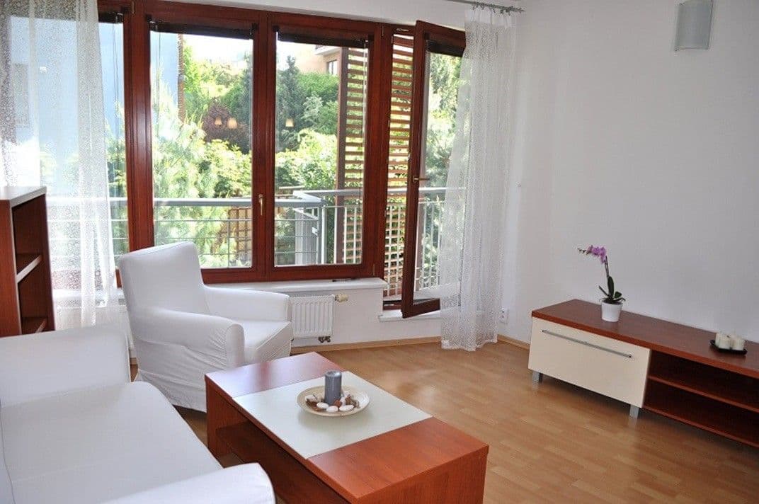Predaj bytu 2-izbový 55 m², Jeremenkova, Praha, Praha Predaj bytu 2-izbový 55 m², Jeremenkova, Praha, Praha