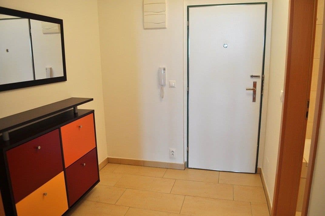 Predaj bytu 2-izbový 55 m², Jeremenkova, Praha, Praha Predaj bytu 2-izbový 55 m², Jeremenkova, Praha, Praha