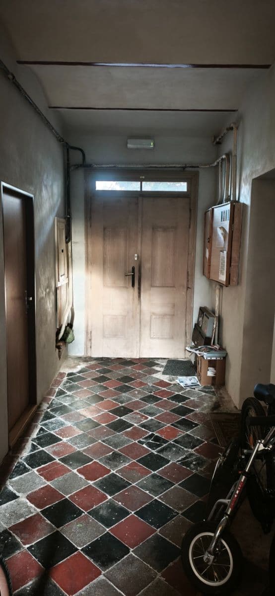 Predaj bytu 1-izbový 38 m², Spojených národů, Dvůr Králové nad Labem, Královéhradecký kraj Predaj bytu 1-izbový 38 m², Spojených národů, Dvůr Králové nad Labem, Královéhradecký kraj