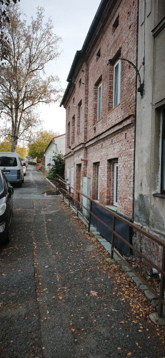 Predaj bytu 1-izbový 38 m², Spojených národů, Dvůr Králové nad Labem, Královéhradecký kraj Predaj bytu 1-izbový 38 m², Spojených národů, Dvůr Králové nad Labem, Královéhradecký kraj