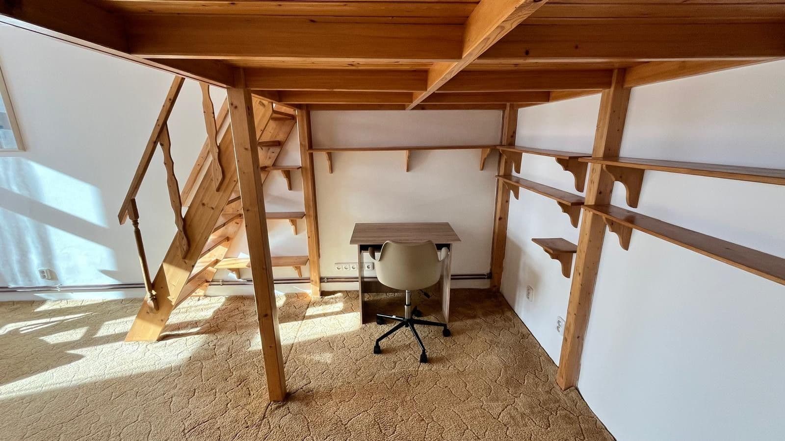 Prenájom bytu 1-izbový 46 m², Xaveriova, Praha, Praha Prenájom bytu 1-izbový 46 m², Xaveriova, Praha, Praha