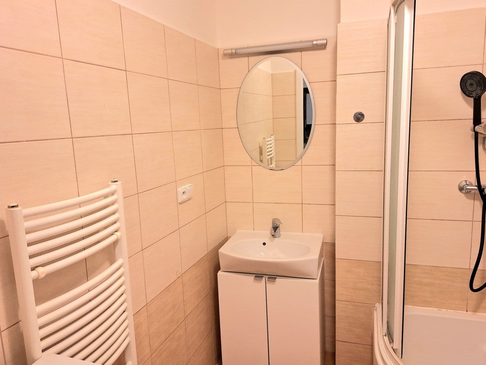 Prenájom bytu 2-izbový 75 m², Malé náměstí, Hradec Králové, Královéhradecký kraj Prenájom bytu 2-izbový 75 m², Malé náměstí, Hradec Králové, Královéhradecký kraj